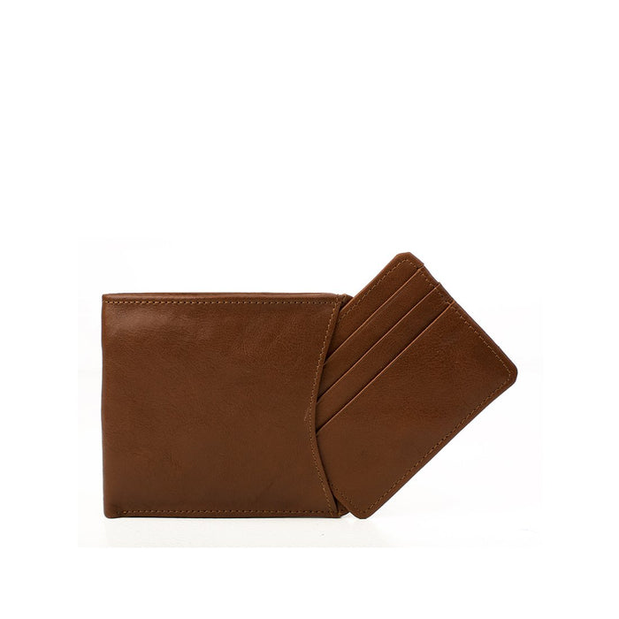 Accompanied by a tan Ranchero leather bifold wallet with a removable cardholder for organised carry.