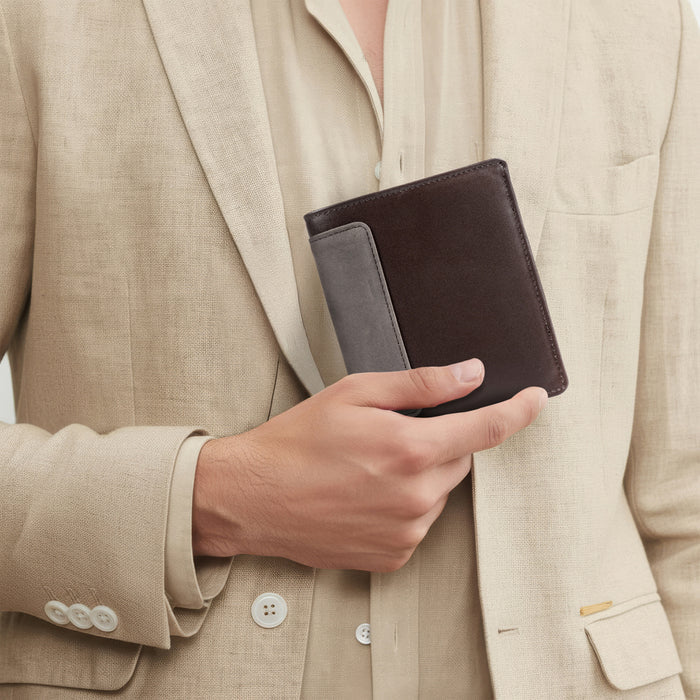 253-L015  Brown Leather Bi-Fold Wallet