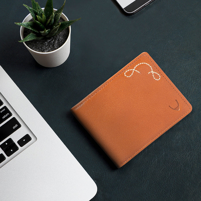 367-L103  Tan Leather Bi-Fold Wallet