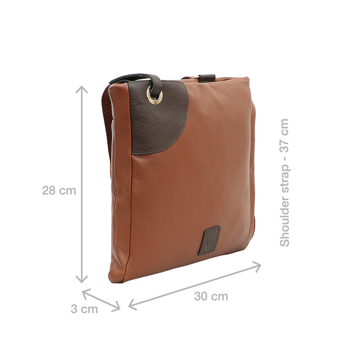 Akasaka 03 Tan Leather Crossbody