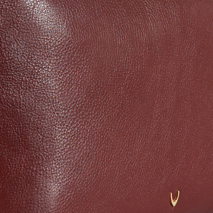 Akasaka 04 Marsala Leather Shoulder Bag