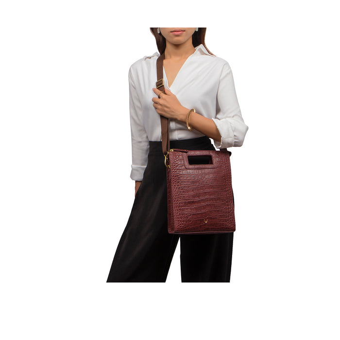 Arica 01 Red Leather Crossbody