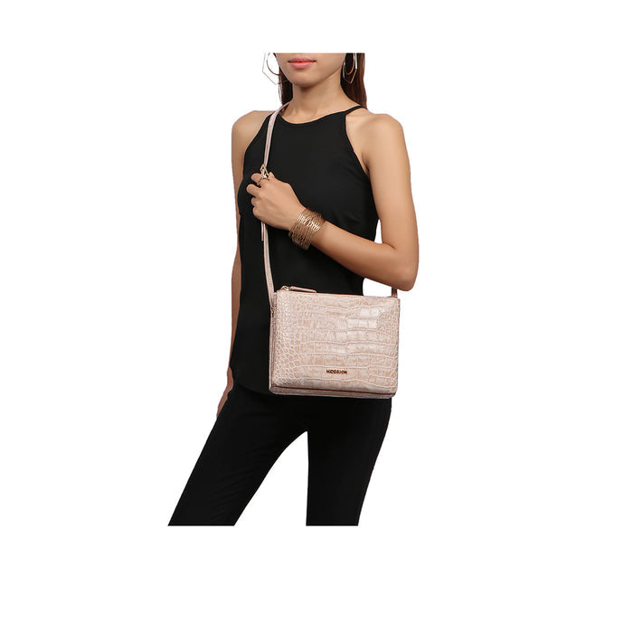 Bille 01 Nude Leather Sling Bag