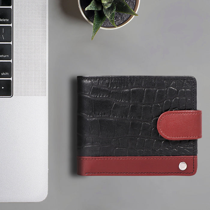 Bobby W1 Black Leather Bi-Fold Wallet