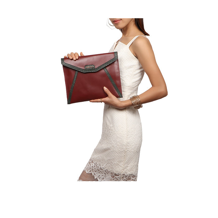Bogota W2 A Marsala Leather Clutch Wallet