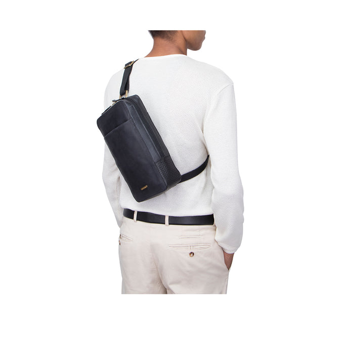 Boulevard 07 Sb Black Leather  Crossbody