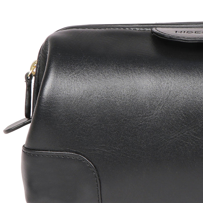Capri Black Leather Wash Bag