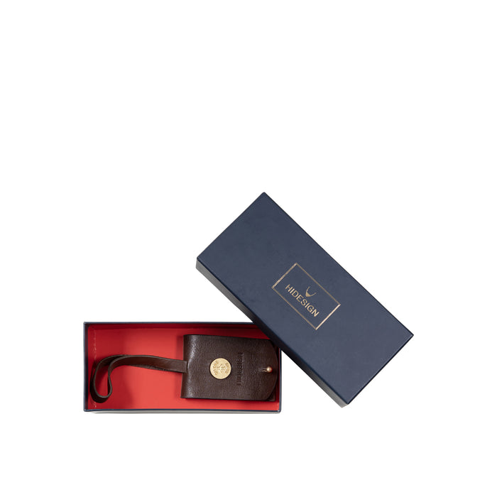 Cyra 03 Leather Travel Tag Charm