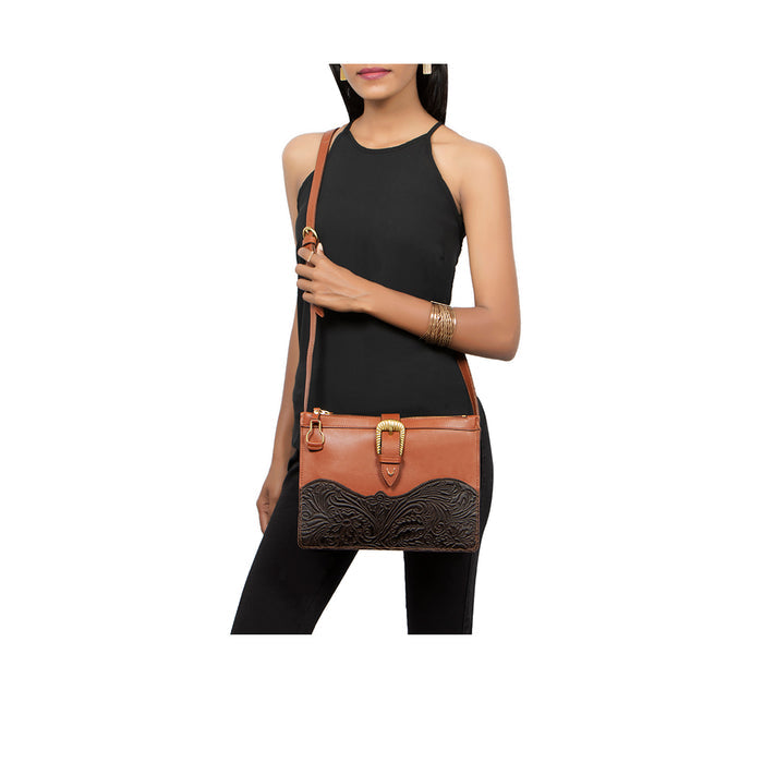 Desert Wind 02 Tan Leather Crossbody
