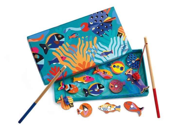 Djeco - 12 piece Magnetic Graphic Fishing