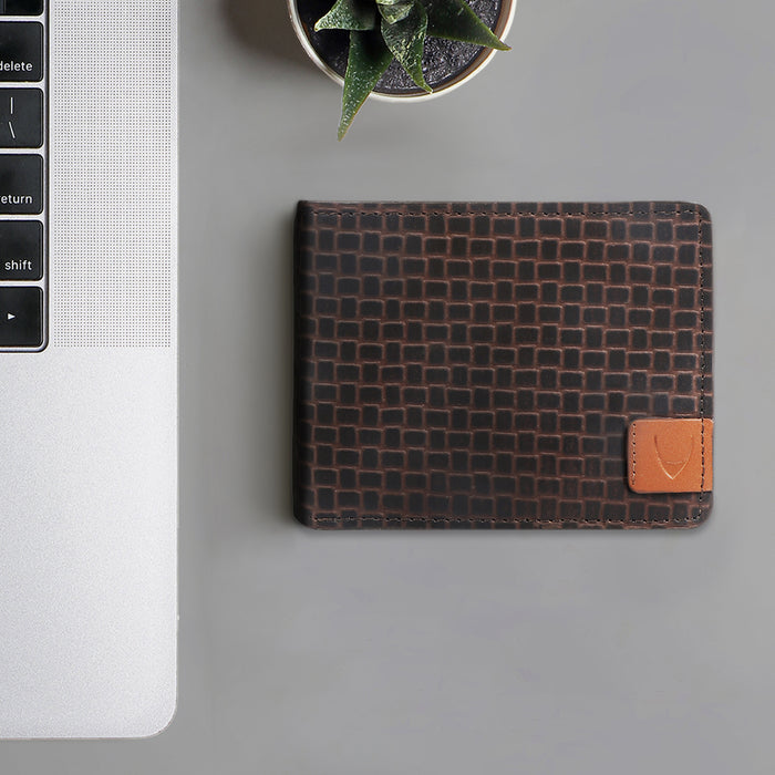 Ee -354-036 Brown Leather Bi-Fold Wallet