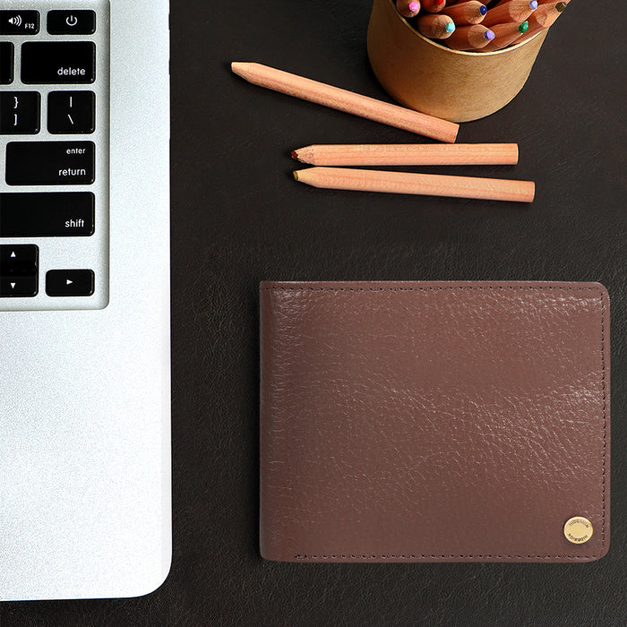 Ee 036-02  Brown Leather Bi-Fold Wallet