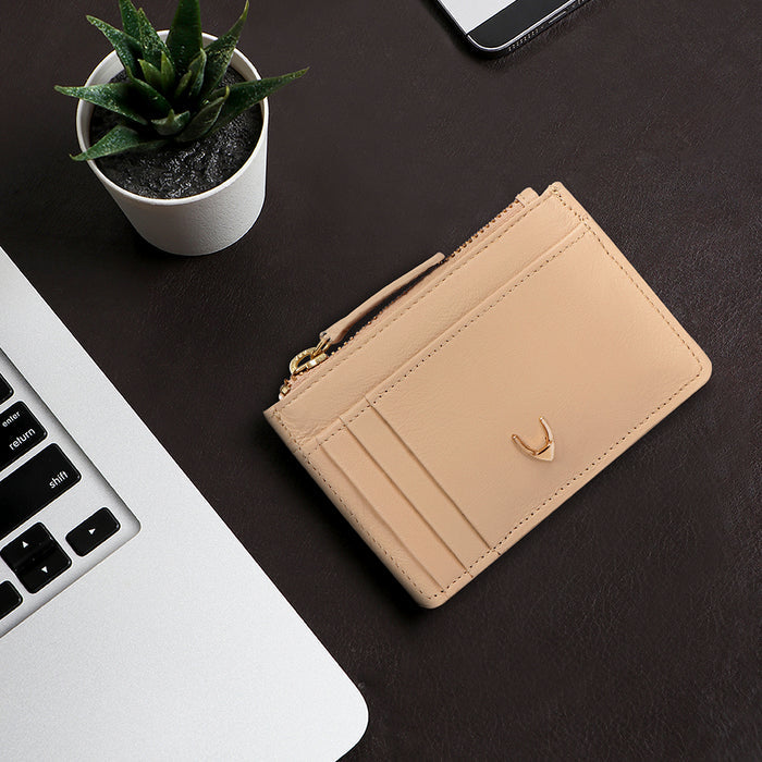 Ee 326 Ch Nude Leather Card Holder