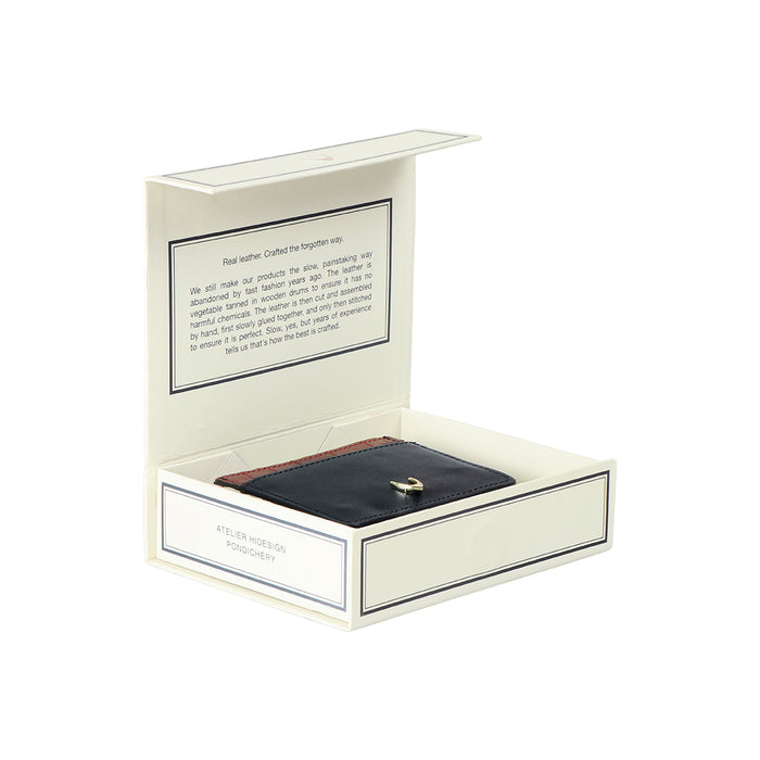 Ee 327-Ch Black Leather Card Holder