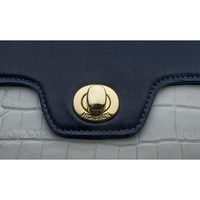 Ee Atria 04 White Leather Clutch Wallet