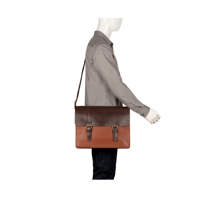 Ee Eden 01 Tan Leather  Messenger Bag