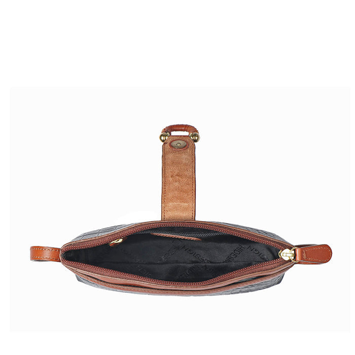 Ee Frieda W4-M Black Leather Sling Wallet