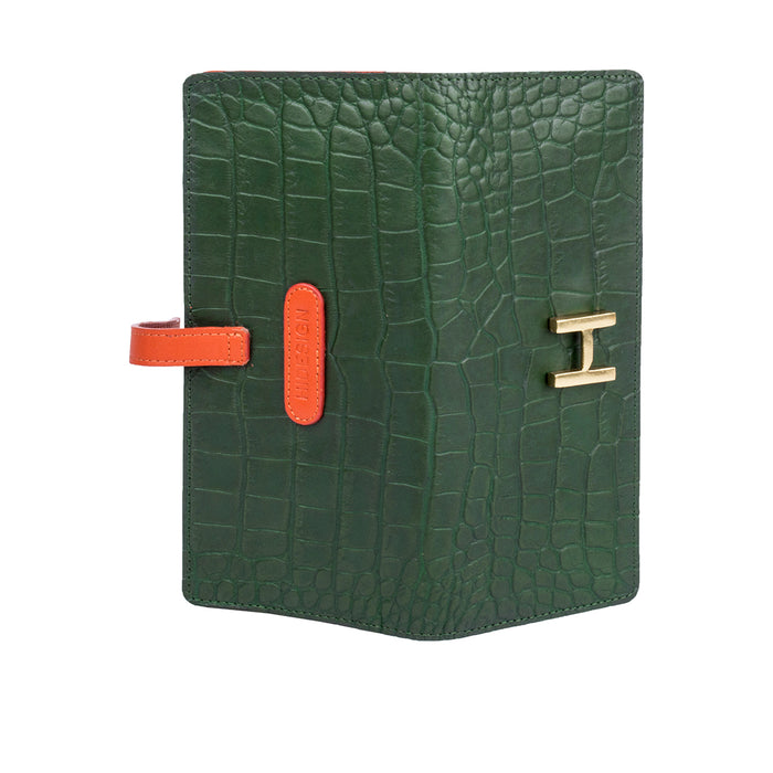 Ee Harper W2  Green Leather Bi-Fold Wallet