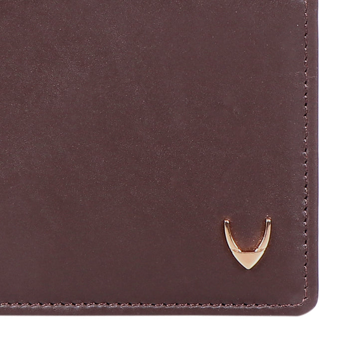Ee Myw-01A  Brown Leather Bi-Fold Wallet