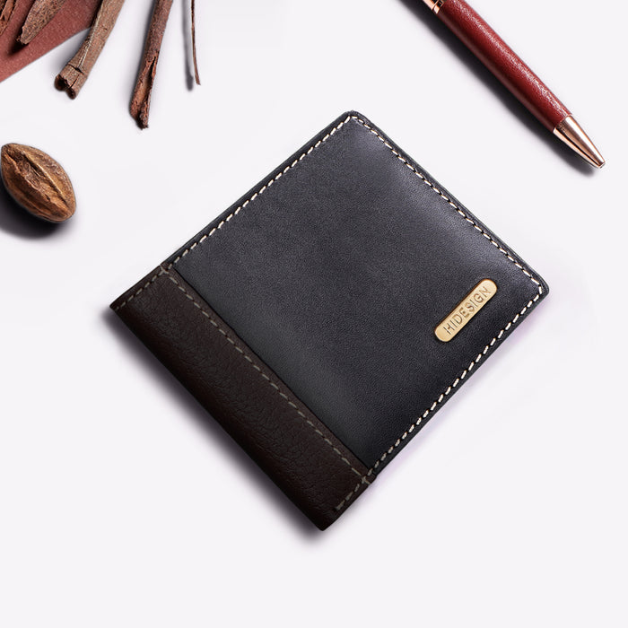 Ee Myw-04  Black Leather Bi-Fold Wallet