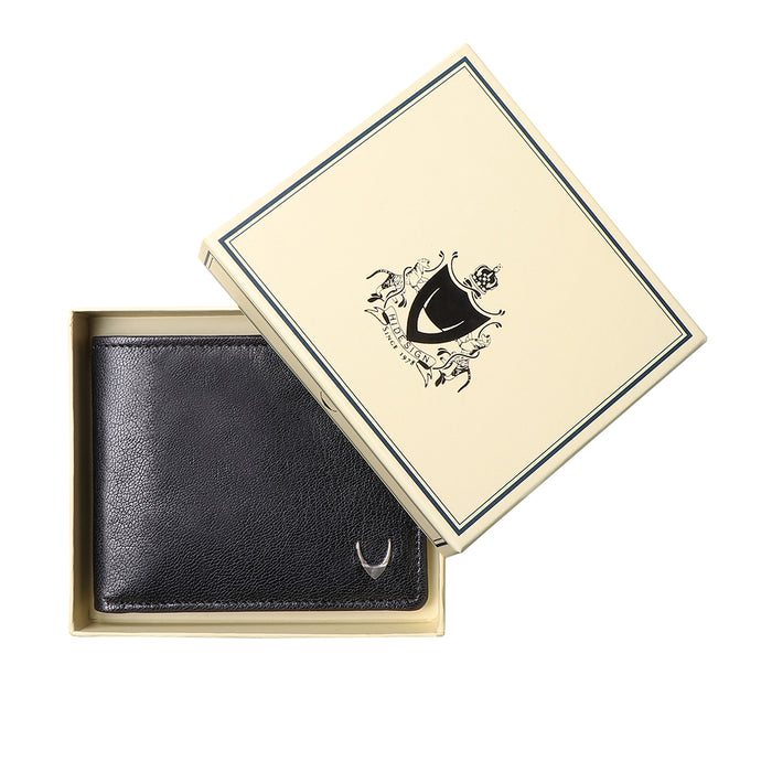 Ee Myw-05A  Black Leather Bi-Fold Wallet