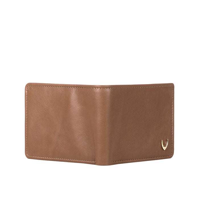 Ee Myw-05A  Tan Leather Bi-Fold Wallet