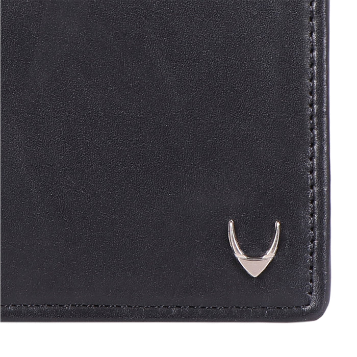 Ee Myw-06A  Black Leather Bi-Fold Wallet