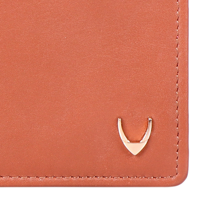 Ee Myw-06A  Tan Leather Bi-Fold Wallet