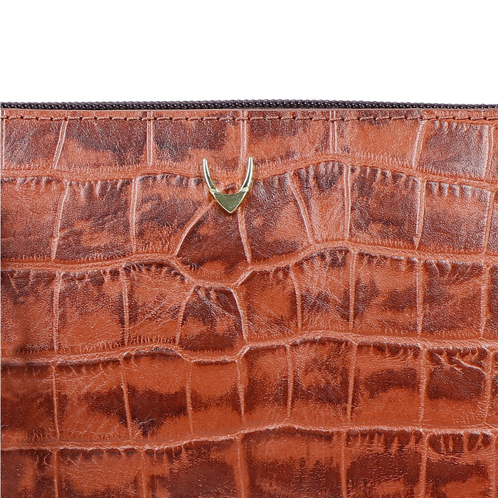 Ee Opihi W2 Tan Leather Sling Wallet