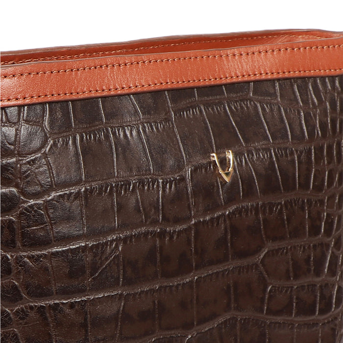 Ee Oprah 02 Brown Leather Sling Bag