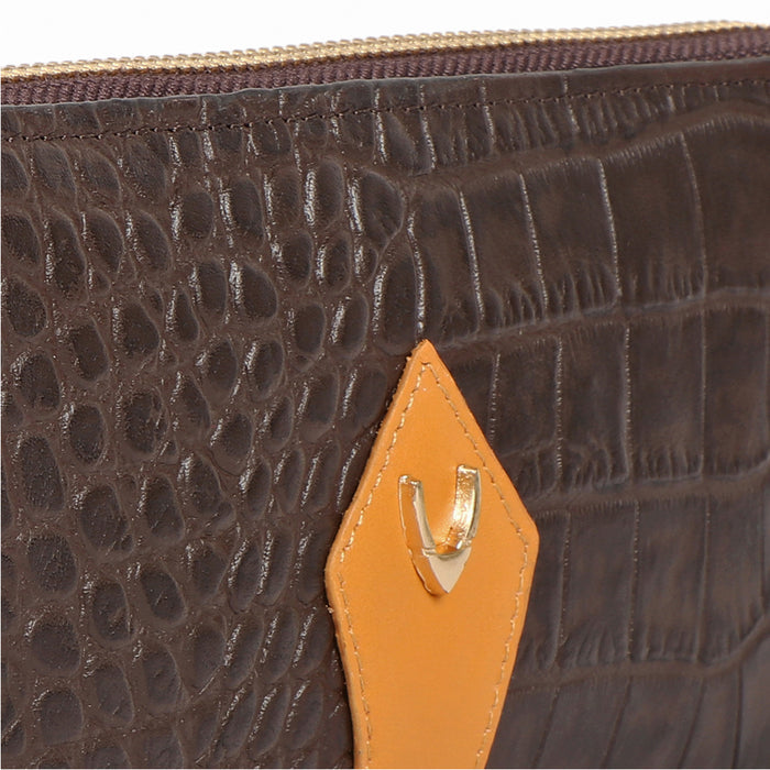 Ee Scorpio W2-M Brown Leather Zip Around Wallet