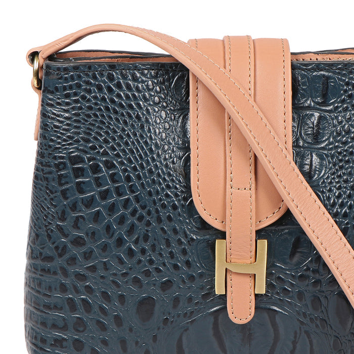 Ee Silvia 03 Blue Leather Sling Bag