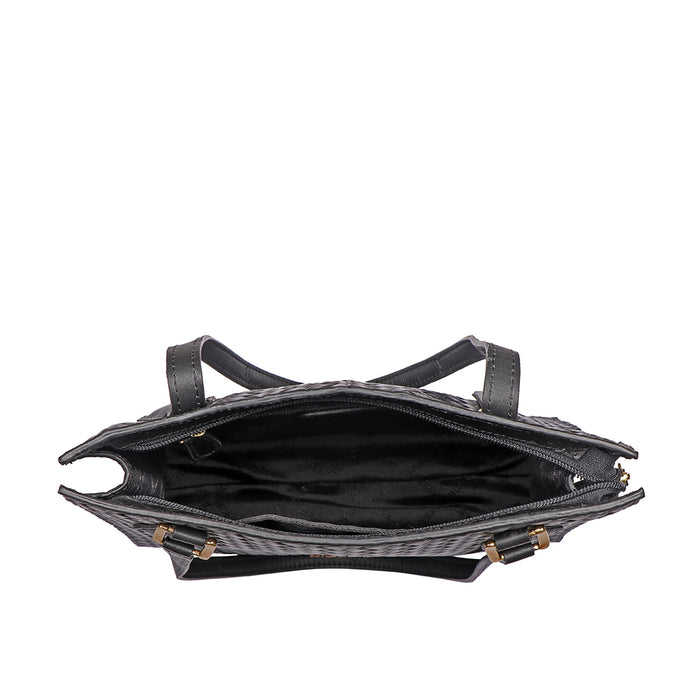 Ee Spruce 04 Black Leather Shoulder Bag
