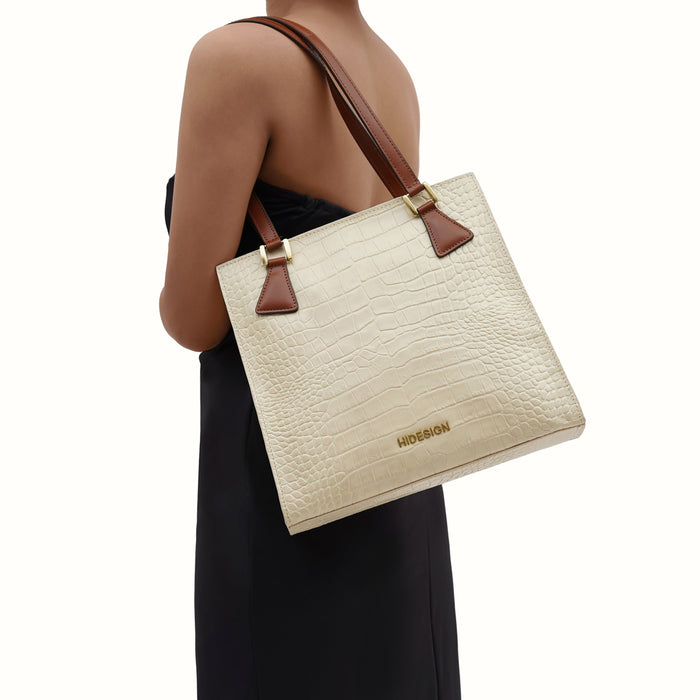 Ee Spruce 04 White Leather Shoulder Bag