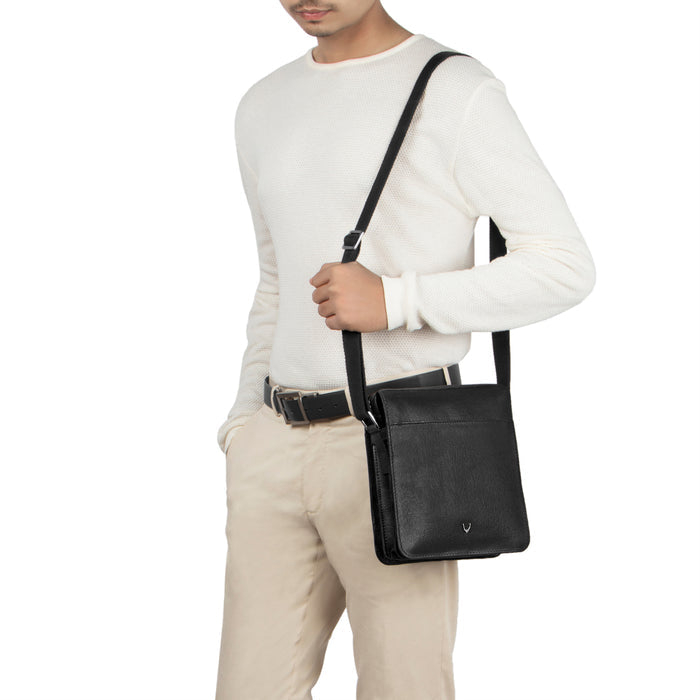 Enzo 03 Black Leather  Crossbody