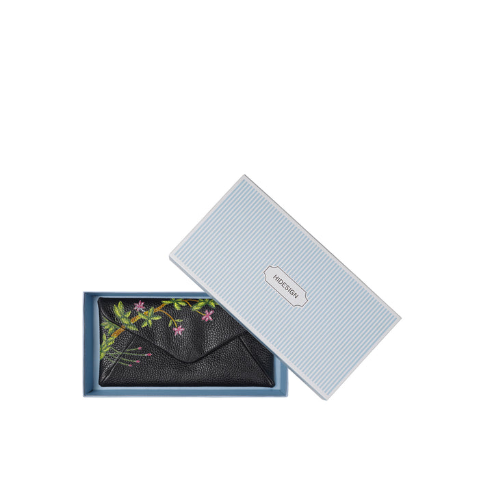 Garden W1 Black Leather Clutch Wallet