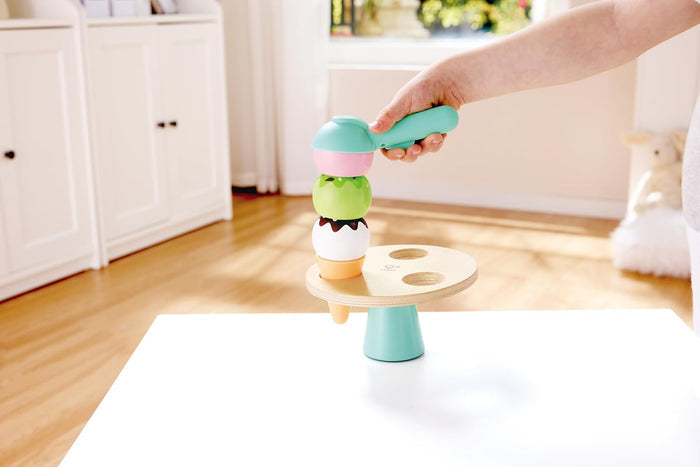 Hape - Creamy Dreamy Ice Cream Corner