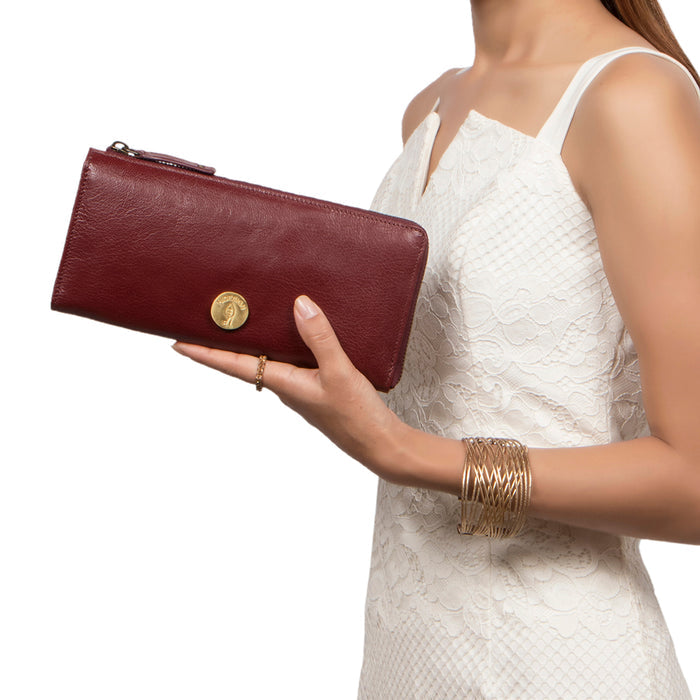 Harmony W1 Red Leather Zip Around Wallet