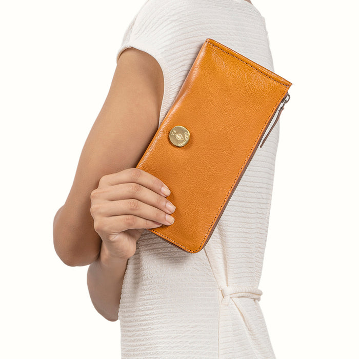 Harmony W1 Tan Leather Zip Around Wallet