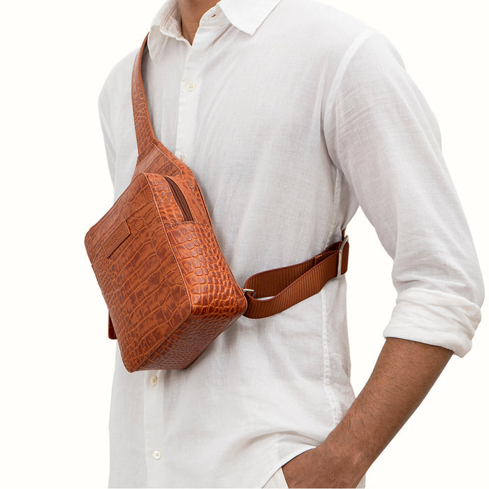 Heathrow-01 Tan Leather  Crossbody