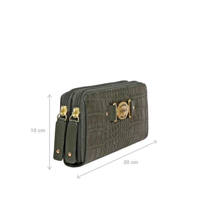 Jewel W2 Green Leather Zip Around Wallet