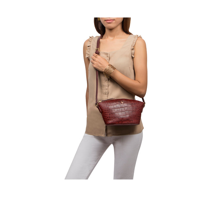 Lima 07 Marsala Leather Sling Bag