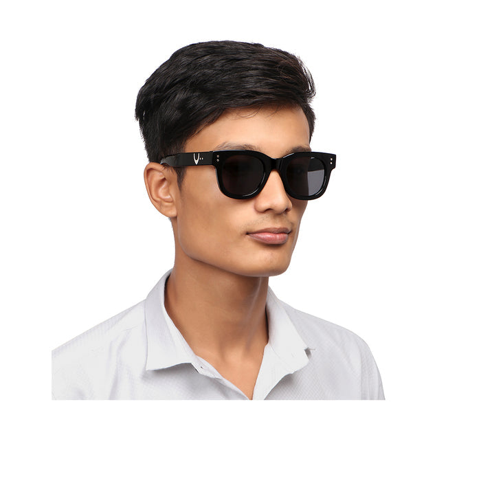 Long Beach Unisex Black Wayfarer Sunglasses