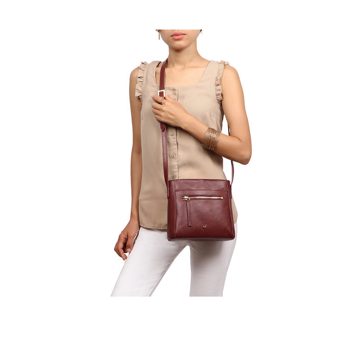 Maine 04 S Leather Crossbody