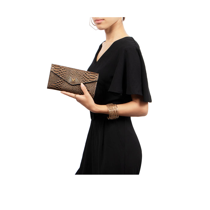 Mandy W5 White Leather Clutch Wallet