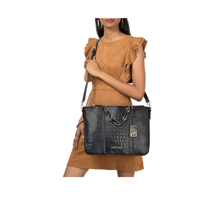Martini 03 Black Leather Crossbody