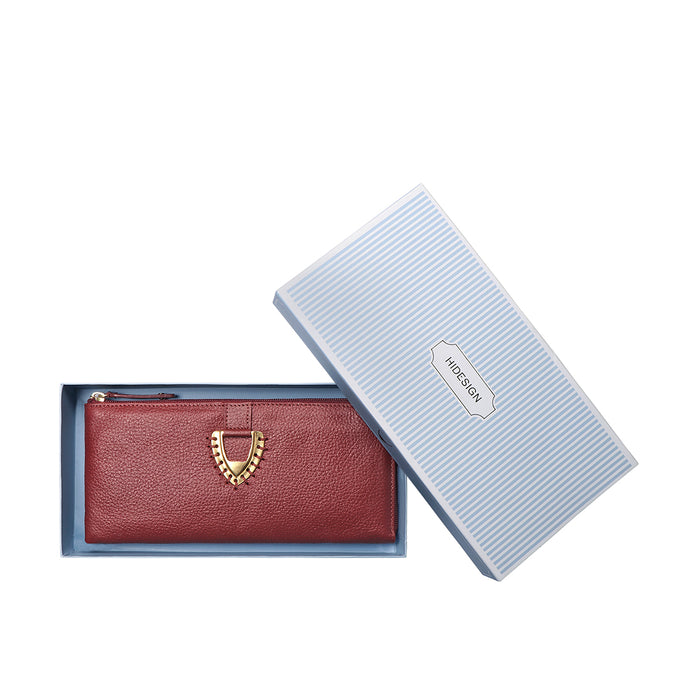 Mendoza W7 Red Leather Zip Around Wallet