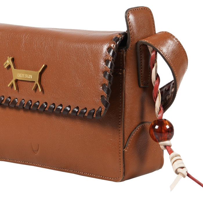 Merida 01 Tan Leather Shoulder Bag