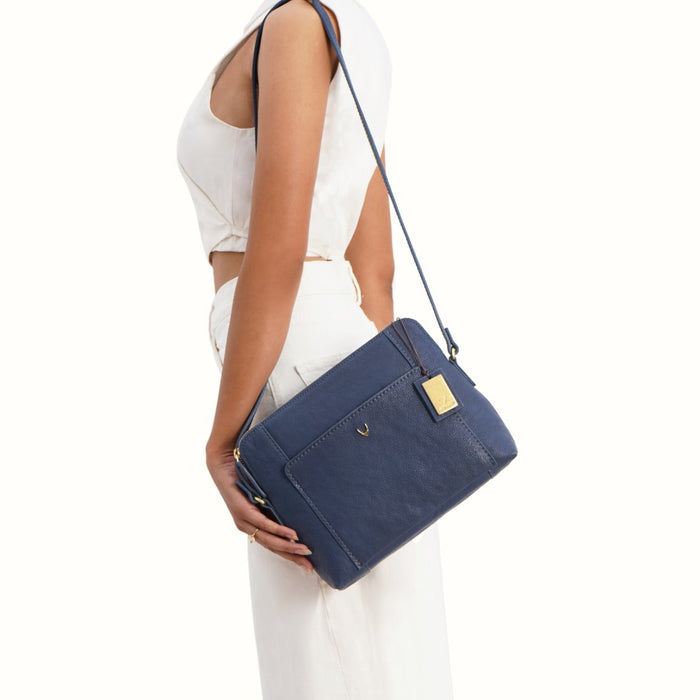 Navigli 02 Blue Leather Sling Bag