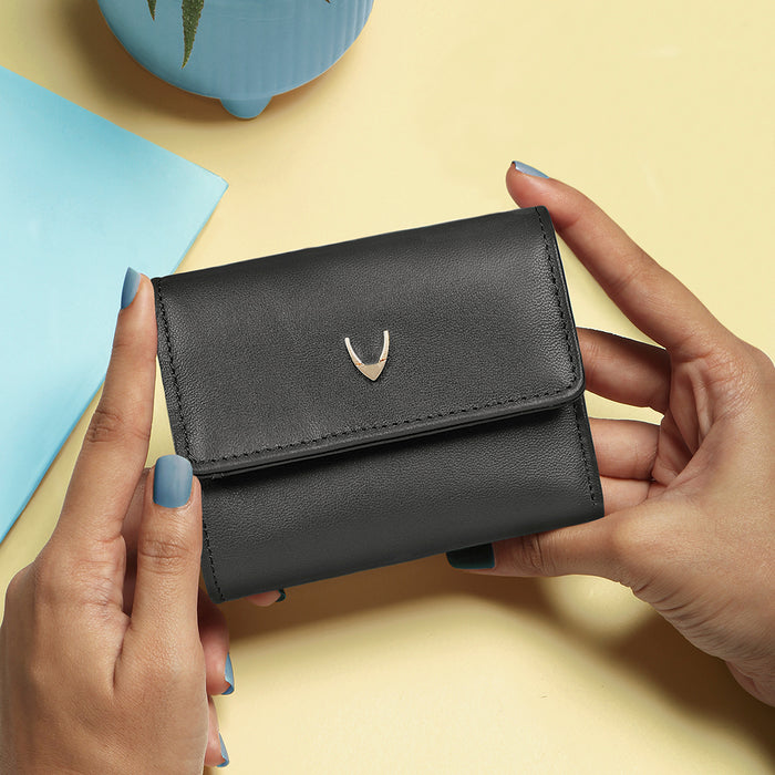 OONA W2 TRI-FOLD WALLET